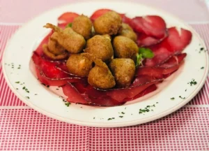 Cosa Mangiare ai Mercatini di Natale di Livigno