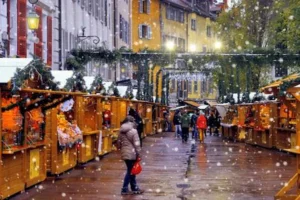 Il Mercatino di Natale di Rue Sainte-Claire ad Annecy