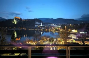 Caratteristiche Uniche dei Mercatini di Natale di Bled