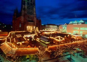 Il Mercatino di Natale di Ulm Magia d'Avvento ai Piedi del Duomo