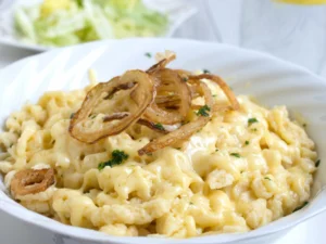 Le Specialità Gastronomiche dei Mercatini Natalizi nella Foresta Nera